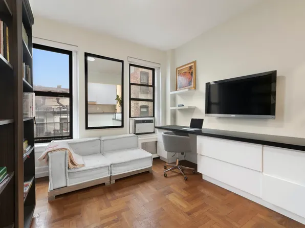 317 E 18th St APT 4E, Manhattan, NY 10003