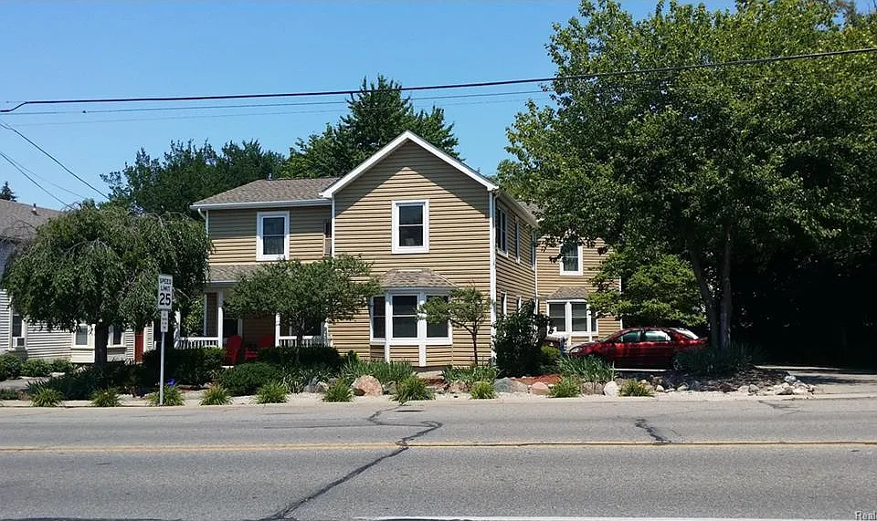 234 W Ann Arbor Trl #1