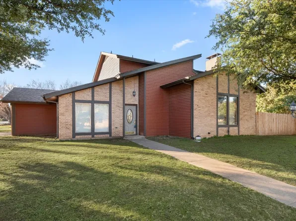 3000 Flamingo Cir, Southlake, TX 76092