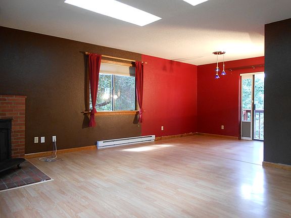 Living Room / Dining Room