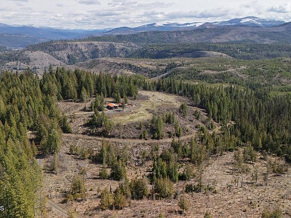 2nd image of 5500 Gold Ridge Rd