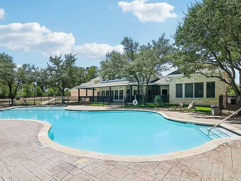 76-web-or-mls-Techni Center Dr-2908-917