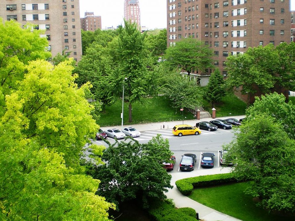1st image of 392 Central Park W APT 6D