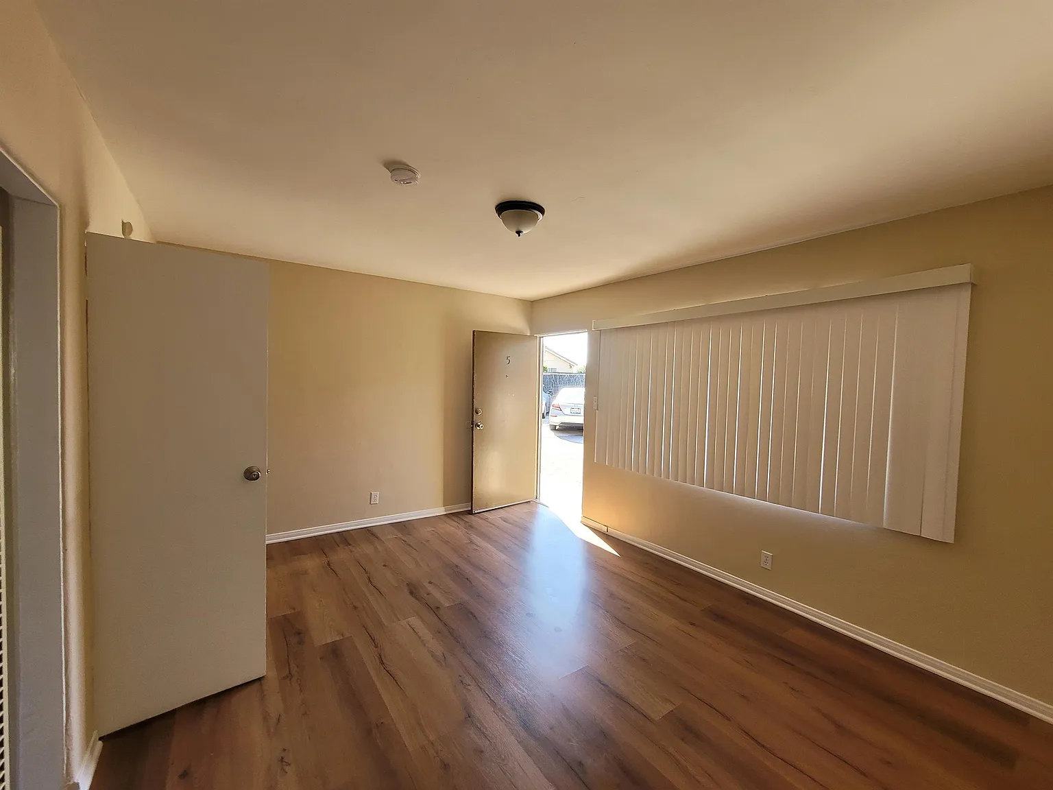 4924 W. Washington Blvd. — Photo 2
