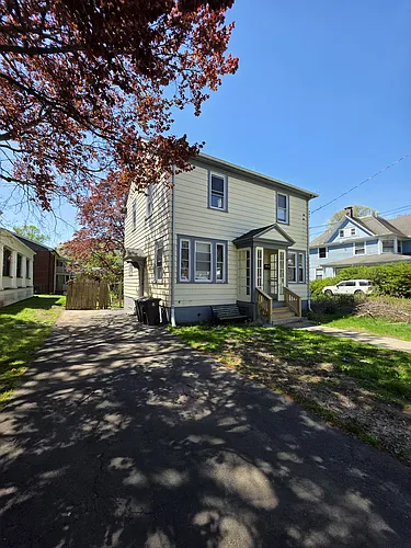 240 Fountain St Photo 1
