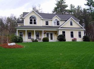 18 Nashua Rd, Groton, MA 01450