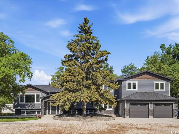 701 Main STREET, Hague, SK S0K 1X0