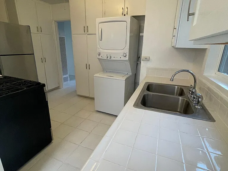 59 Ocean View Ave #A — Photo 2