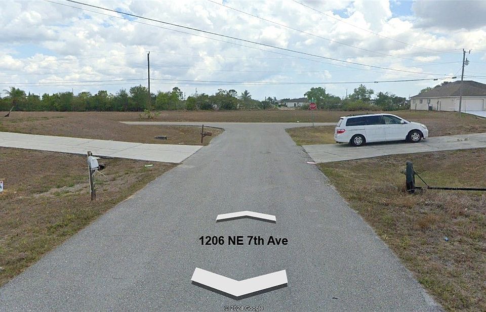 2nd image of 1206 NE 7th Ave