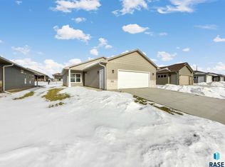 2312 E Brek St, Brandon, SD 57005