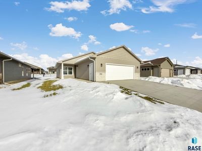 2312 E Brek St, Brandon, SD, 57005