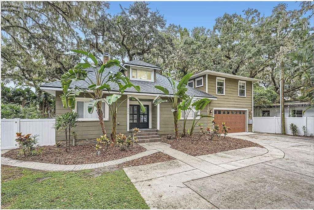 3 bed, 3.0 bath, 2000 sqft, $4,200 — Photo 1