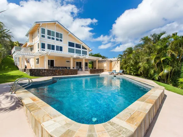 915 Kahauloa Pl, Honolulu, HI 96825