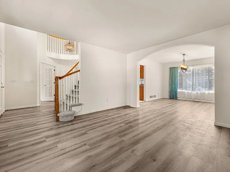 7247 S Acoma St — Photo 3