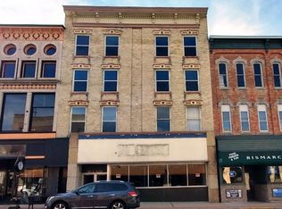 107 E Main St, Watertown, WI 53094