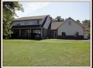 3918 Lower Mountain Rd, Lockport, NY 14094