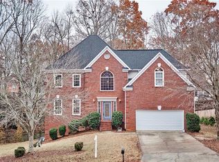 1054 Slash Pine Way, Lawrenceville, GA 30043