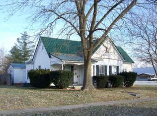 613 W Oak St, Mitchell, IN 47446