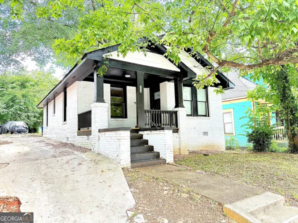 554 Lawton St SW, Atlanta, GA 30310