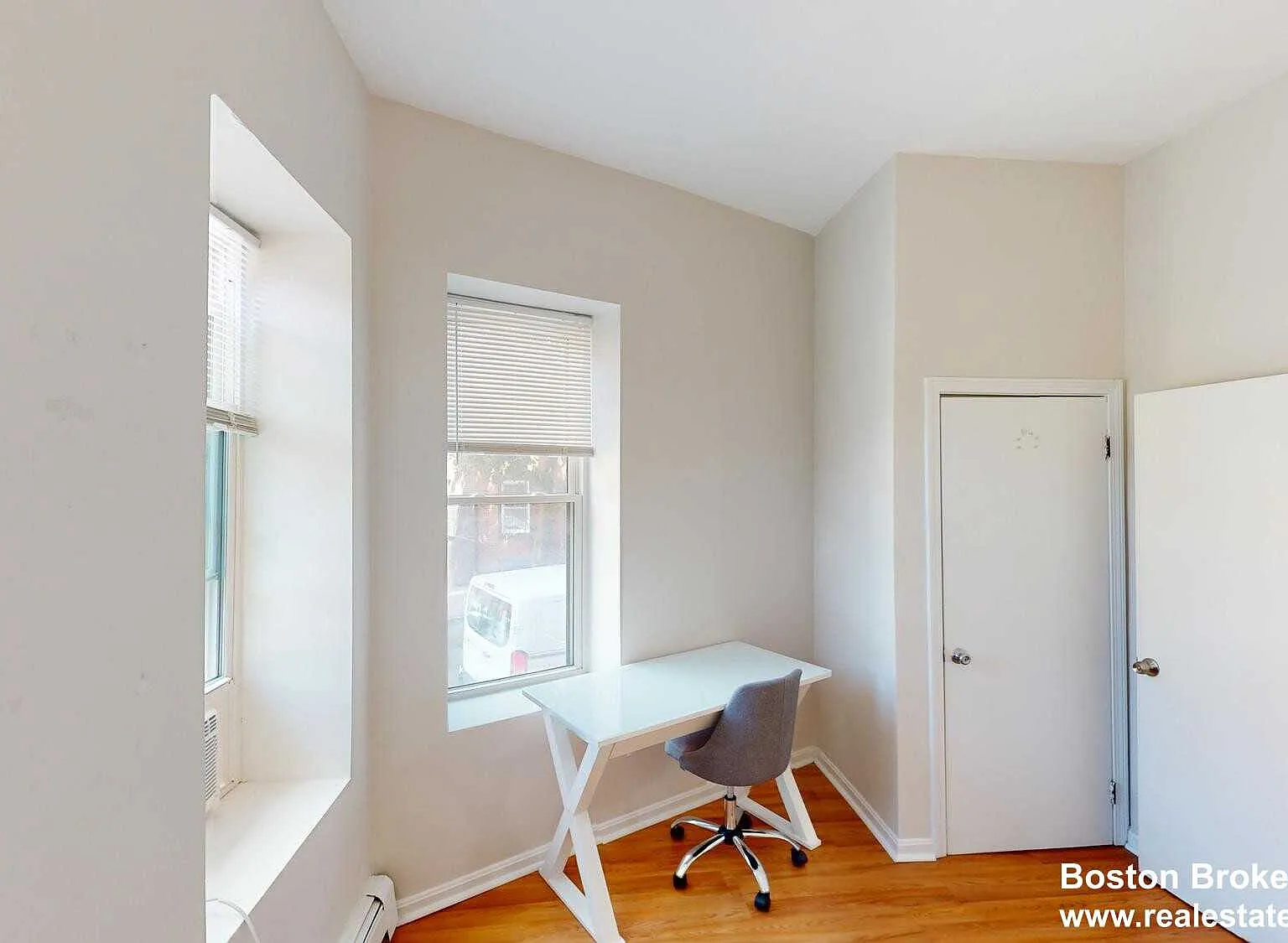 3 bed, $5,000 — Photo 4