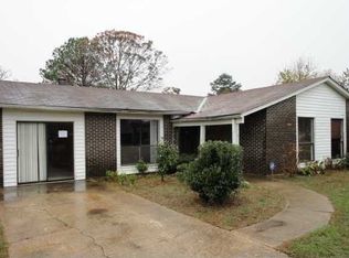 1131 Deatsville Hwy, Millbrook, AL 36054