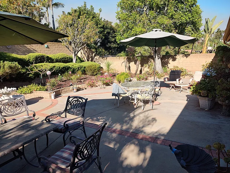 2598 Coronado Pl #1 — Photo 2