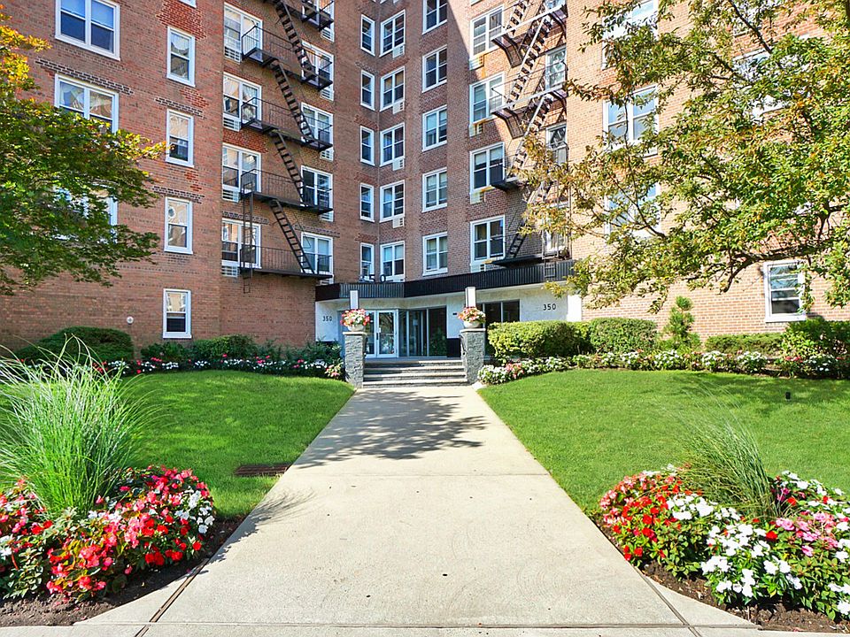 1st image of 350 Richmond Ter