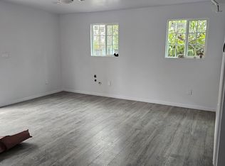 14016 Runnymede St, Van Nuys, CA 91405