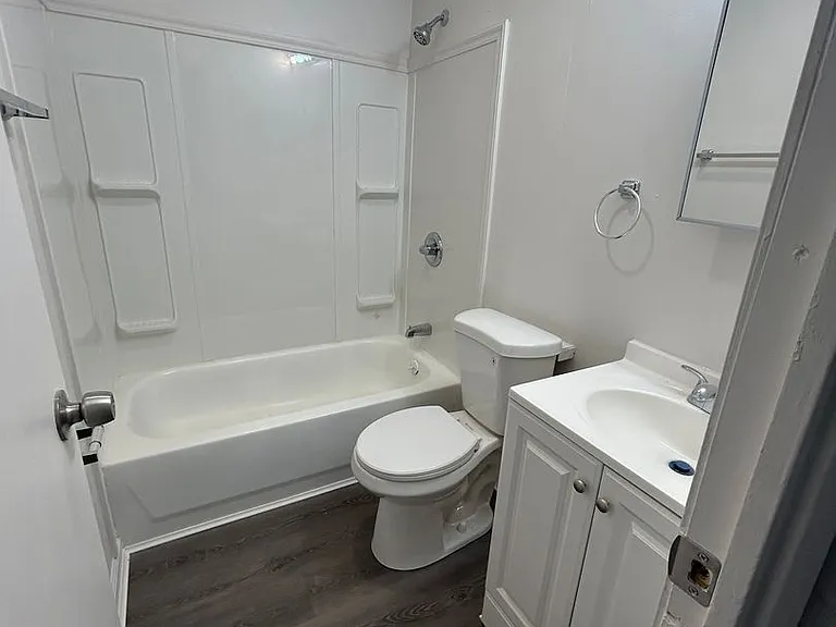 741 Saint Martin Dr — Photo 7
