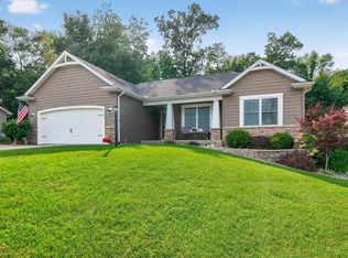 4307 Garden Oak Dr, South Bend, IN 46628