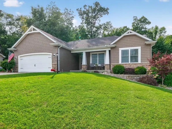 4307 Garden Oak Dr, South Bend, IN 46628