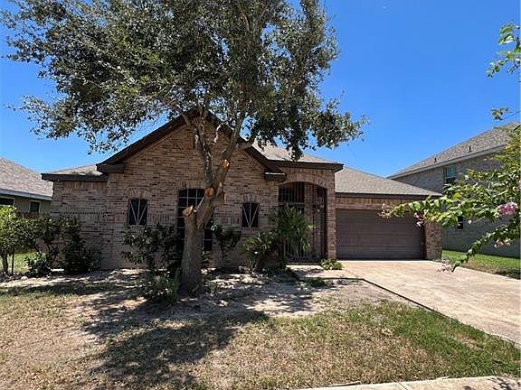3rd image of 3706 Falcon Dr