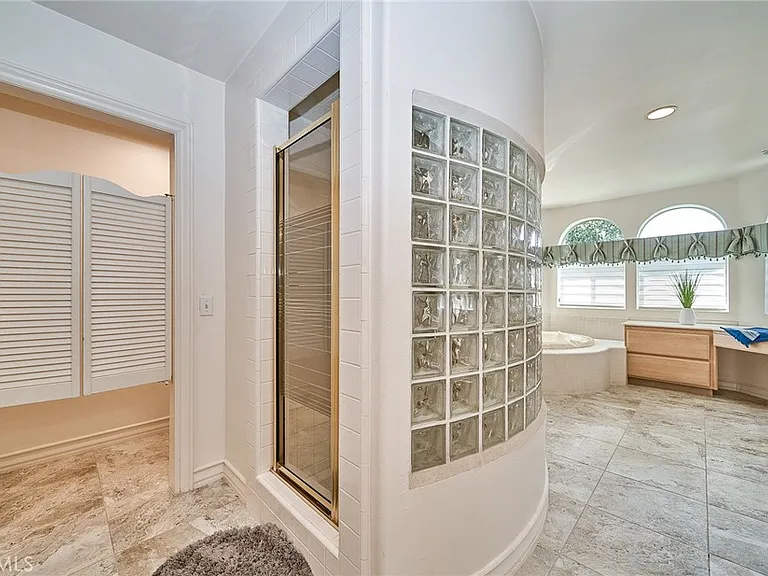 1089 Village Dr — Photo 31