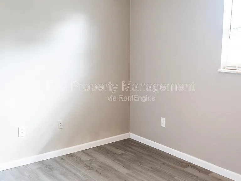 4834 Scheel Rd #217 — Photo 6