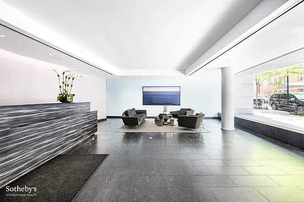Rented by Sotheby's International Realty | media 18