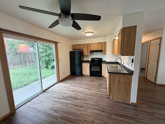 4th image of 100 Mission Ct #1