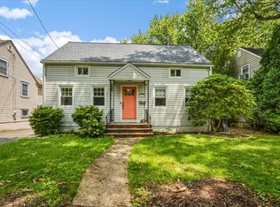 114 Henshaw Ave, Springfield, NJ 07081