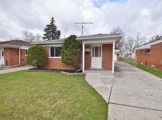 6167 Robindale Ave, Dearborn Heights, MI 48127