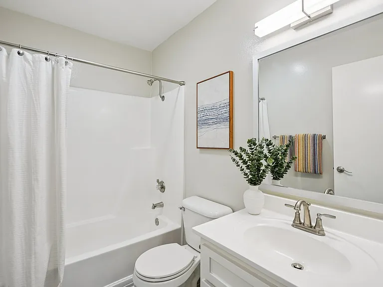 3 BD DOWNSTAIRS