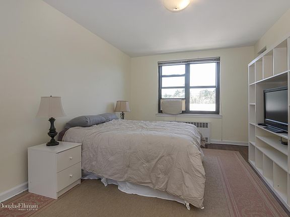 2nd image of 16 Stoner Ave APT 3G