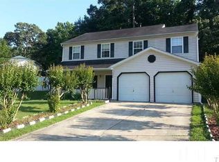 7300 Fox Bluff Ct, Raleigh, NC 27616