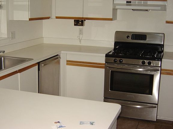 4th image of 29200 Valley Bend Ct