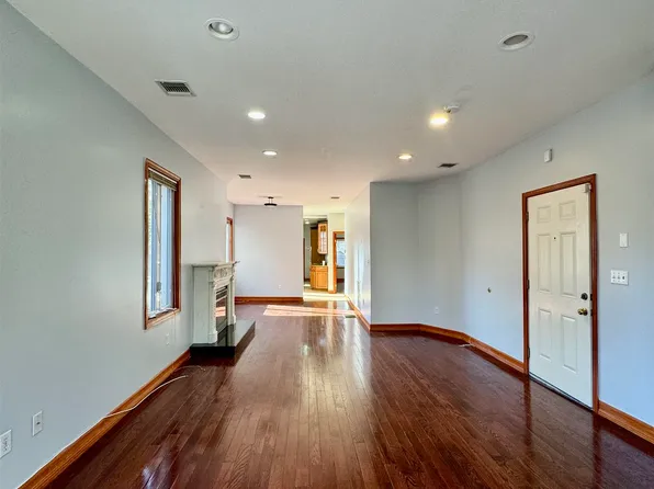 19 77th St #1, North Bergen, NJ 07047