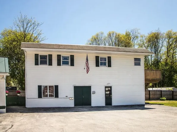 48 Washington St APT 1, Fair Haven, VT 05743