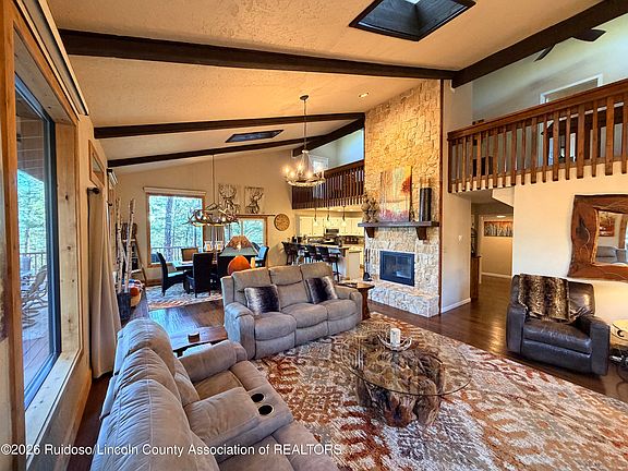 2nd image of 205 Fawn Dr