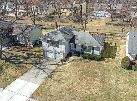 3rd image of 9206 Switzer St