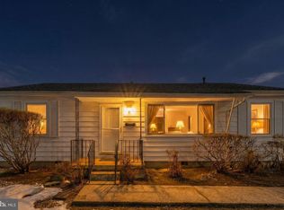 2950 Rosemary Ln, Falls Church, VA 22042