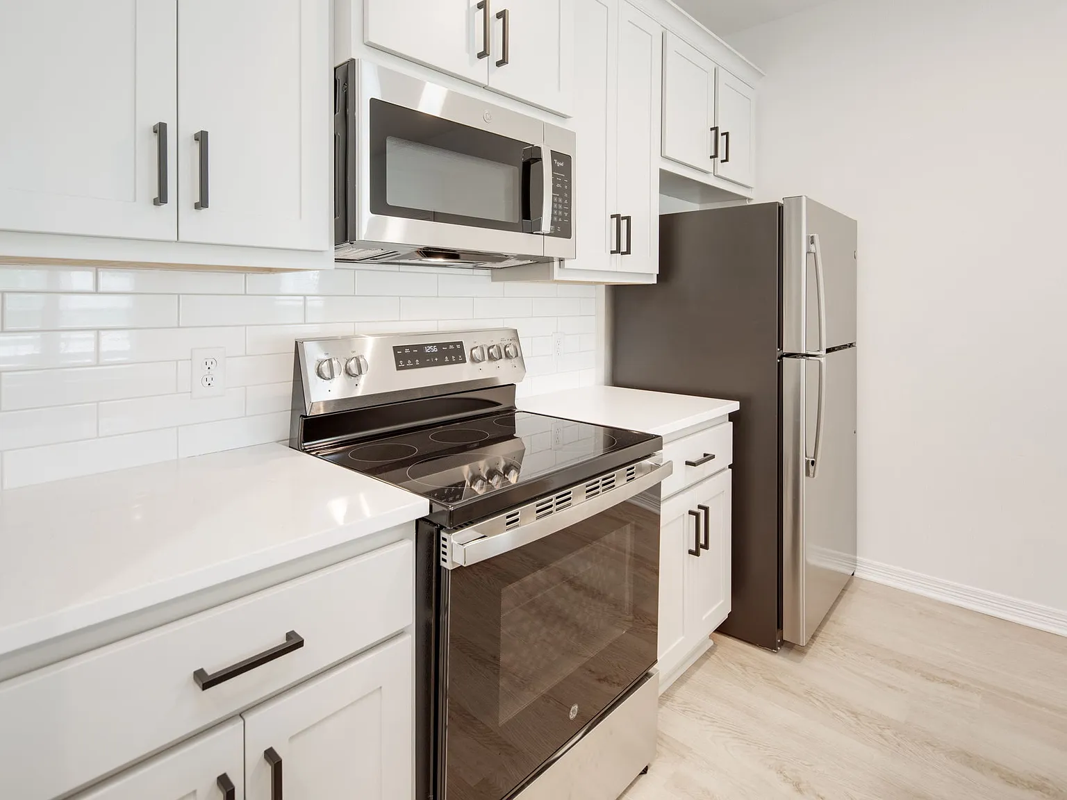 405 Nimitz Street - A — Photo 4