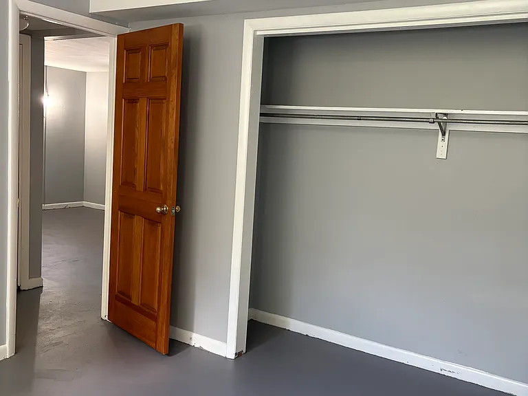 1027 Highland St #4 — Photo 7