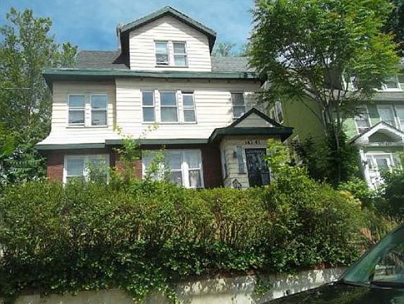 1st image of 141 Park Pl